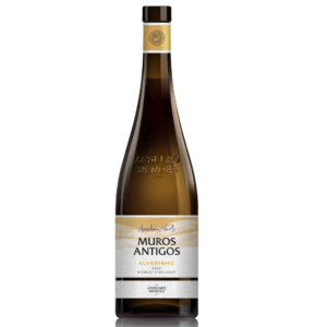 MUROS ANTIGOS D.O.C. Vinho Verde Alvarinho